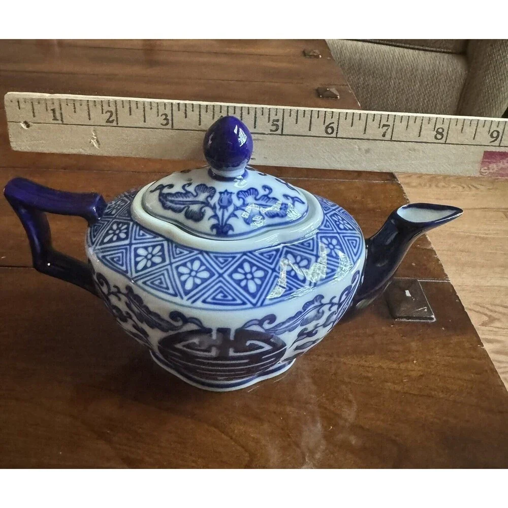 Bombay Teapot w/ Strainer Ceramic Cobalt‎ Blue White Floral Asian